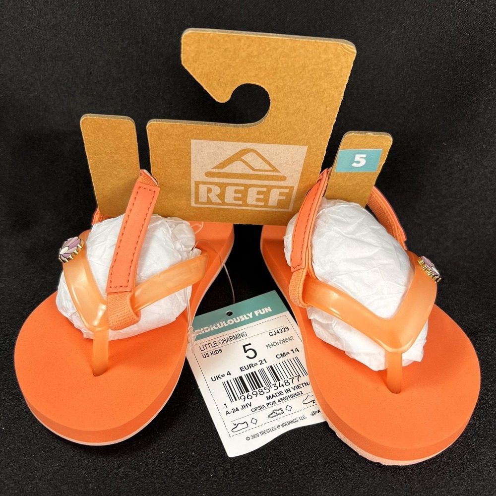 Size 5 REEF TODDLERS GIRLS' LITTLE CHARMING SANDALS Peach Parfait